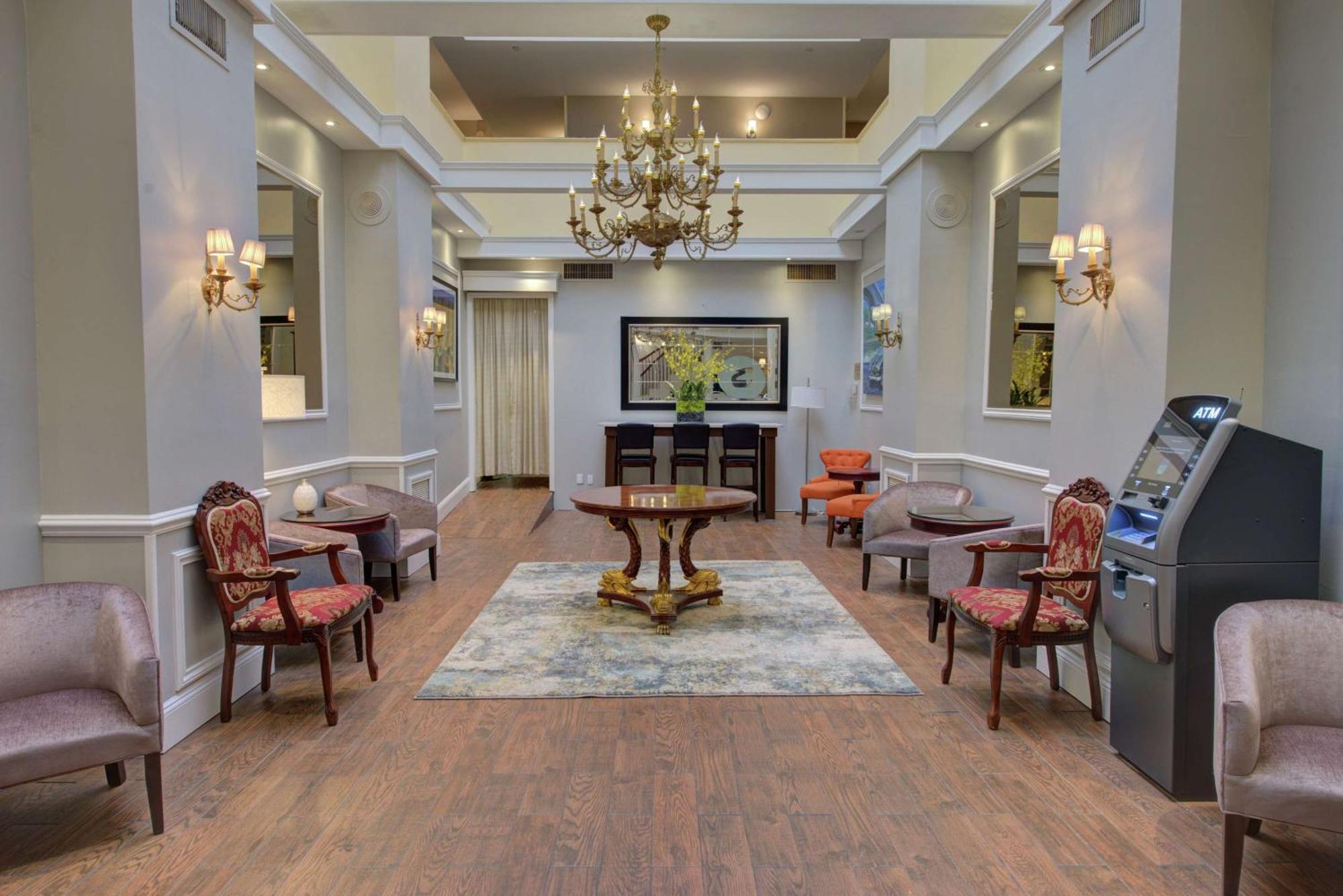 The Roslyn, Tapestry Collection By Hilton Hotell Exteriör bild