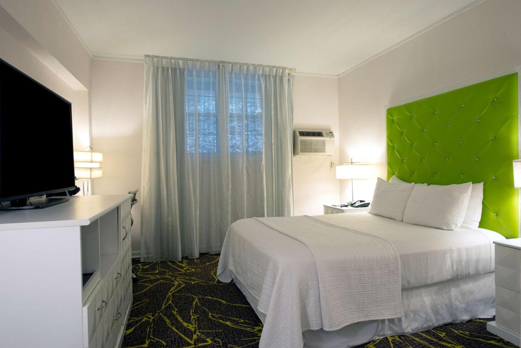 The Roslyn, Tapestry Collection By Hilton Hotell Exteriör bild